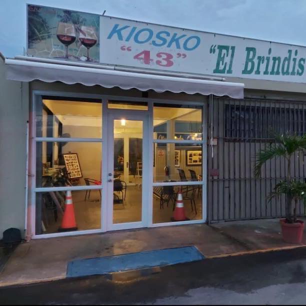 El Brindis Seafood en Otro Mundo Luquillo