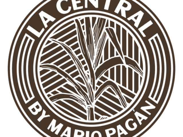 La Central by Mario Pagán