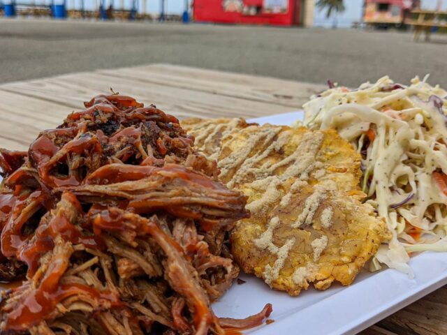 Ocean View Food Park Arecibo 1