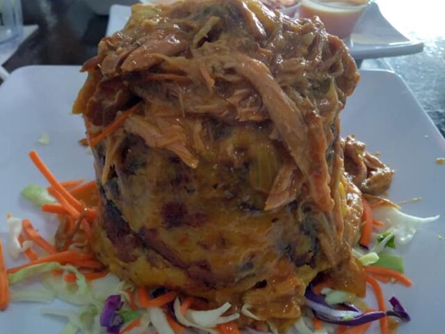 Orozcos Restaurant Condado.4