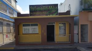 Pa' Casa De Mita Dorado