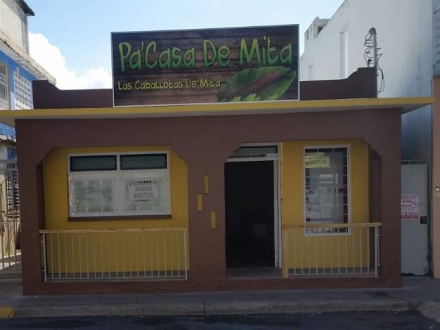 Pa' Casa De Mita Dorado