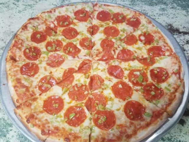 Williams Pizza Brisas del Mar Luquillo 1