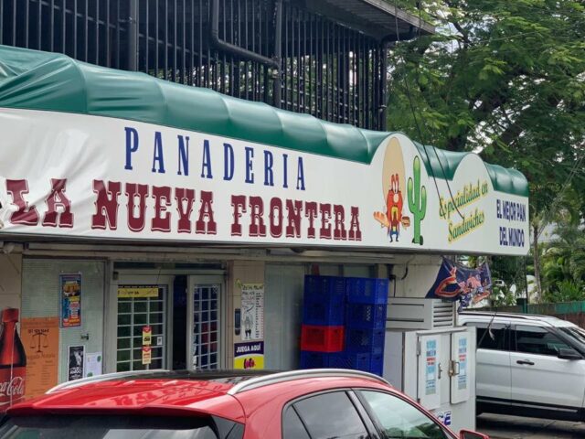 Panaderia La Nueva Frontera Cupey