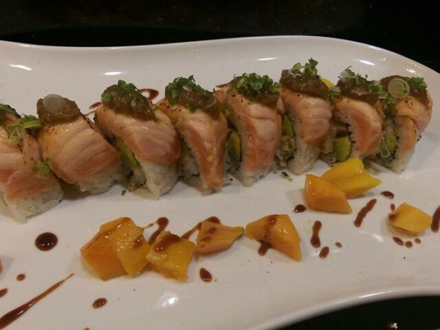 Umi Sushi Bar Cupey.4